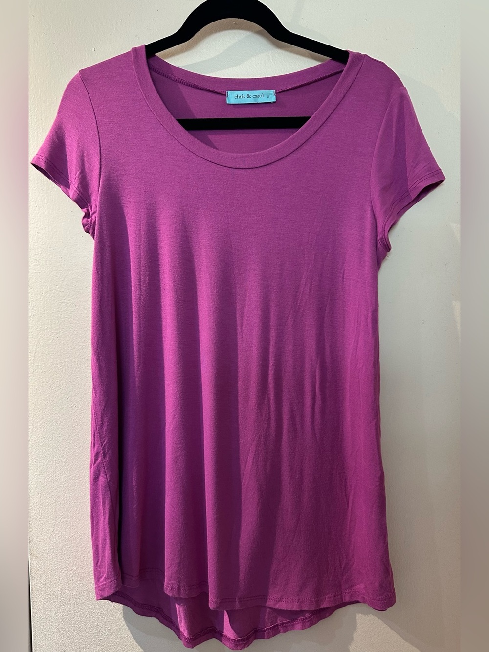 Chris & Carol Short Sleeve Scoop Neck Tee - Fuchsia Size S